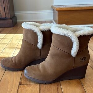UGG Women's Tan Wedge Boots with Cream Lining